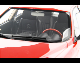 Alfa 156 1.8 T.S. 1997 1:18 Optional 1.6 - 2.0 T.S. 1.9 JTD - 2.5 V6 24V Laudoracing 1:18 Resinemodell (Türen, Motorhaube... nicht zu öffnen!)